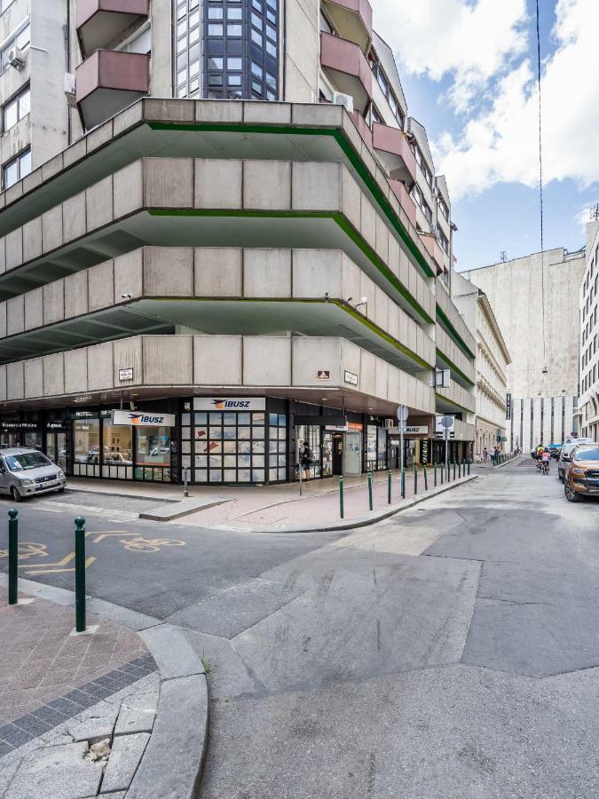 Bpr Golden Corner Suite With Balcony & A/C Budapest Exterior foto